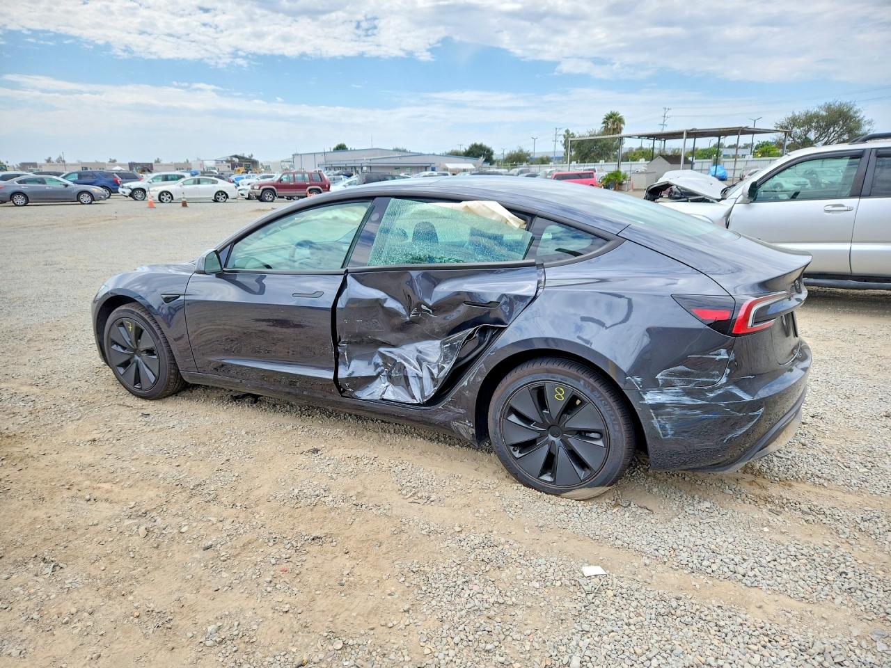 2025 TESLA MODEL 3 — снимка 2