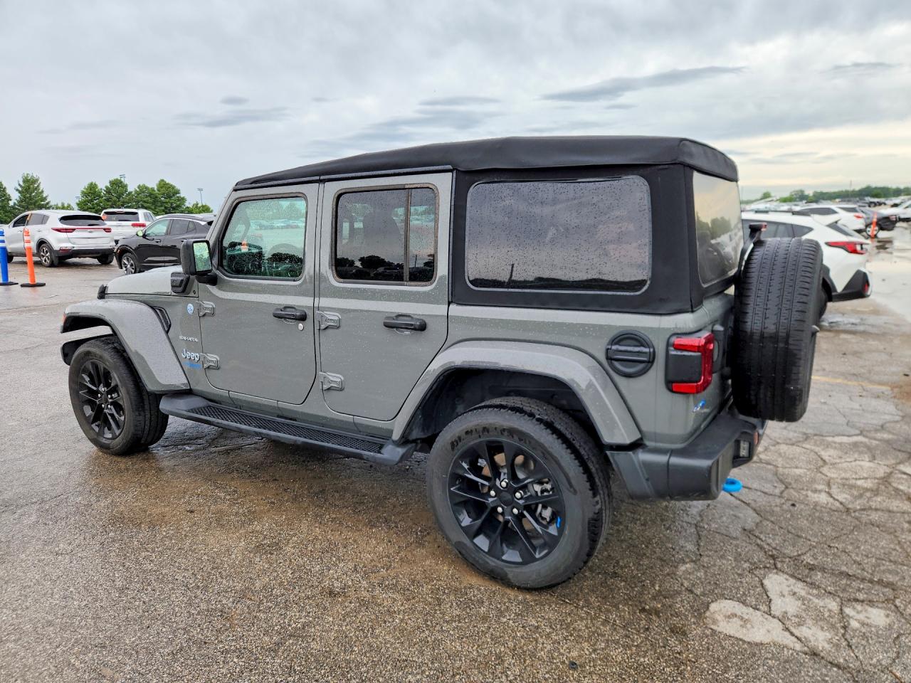 2022 JEEP WRANGLER UNLIMITED SAHARA 4XE — снимка 2