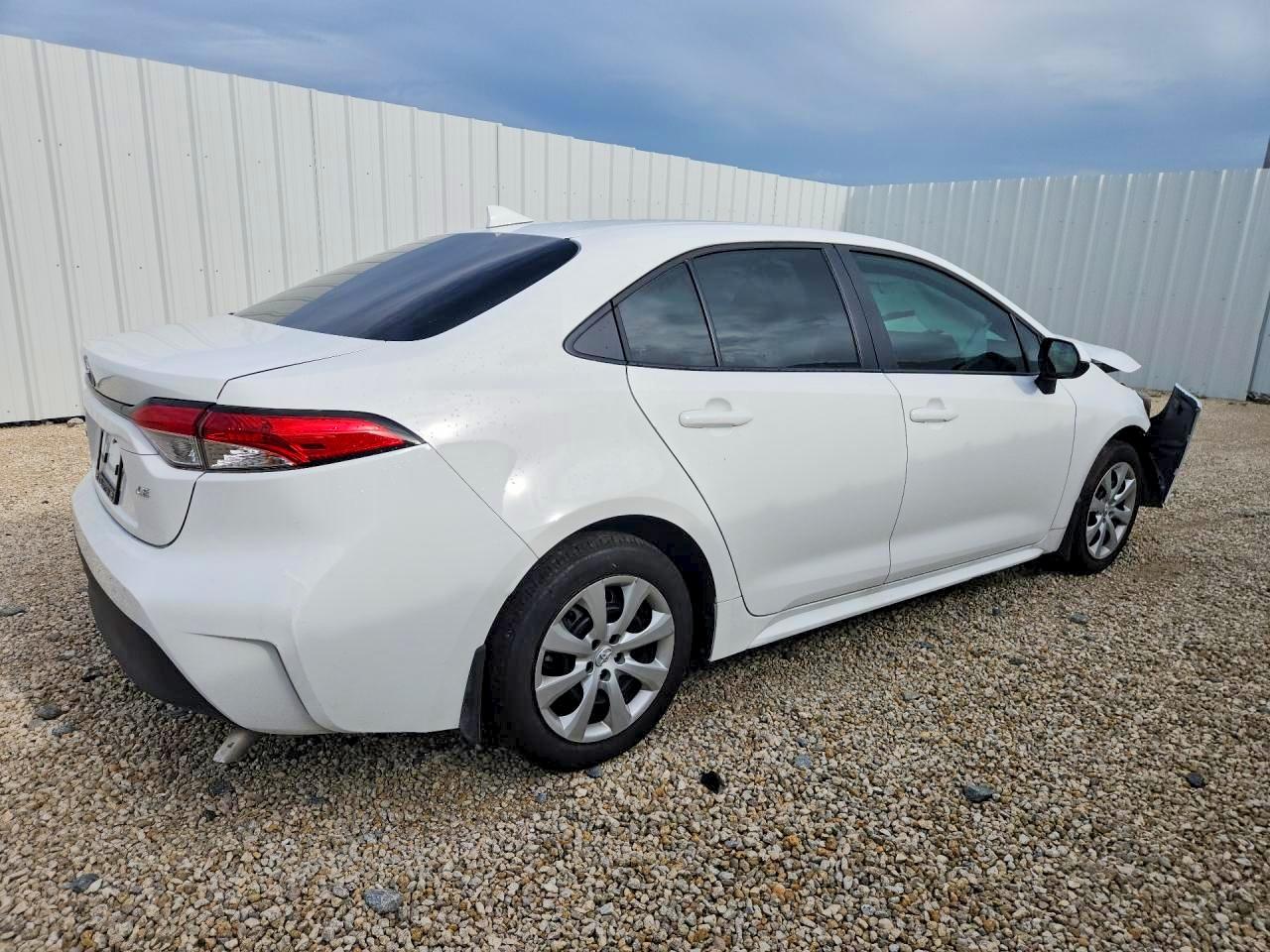 2026 TOYOTA COROLLA LE — снимка 3