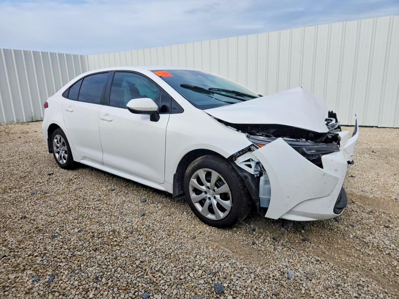 2026 TOYOTA COROLLA LE — снимка 4