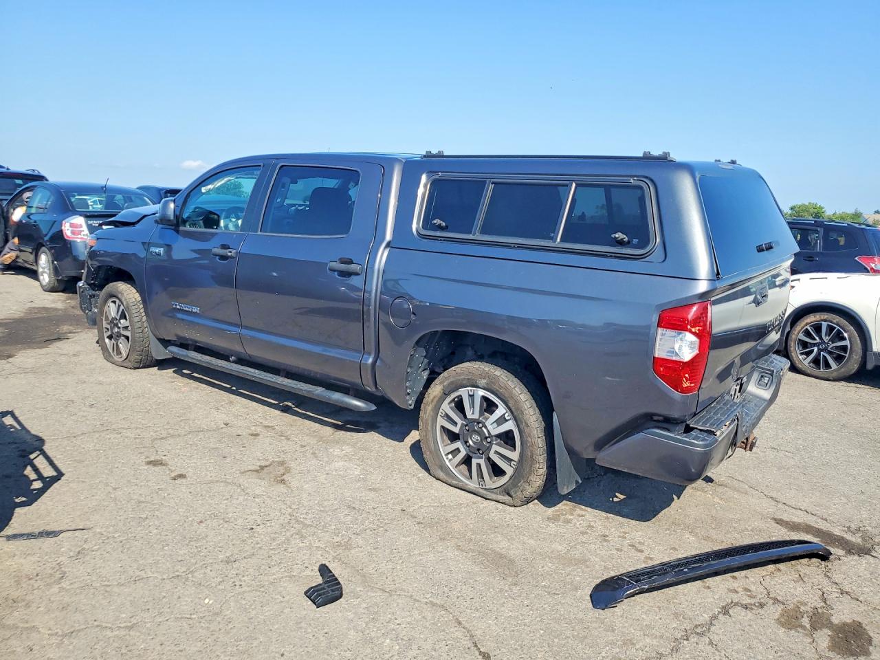 2018 TOYOTA TUNDRA CREWMAX SR5 — снимка 2
