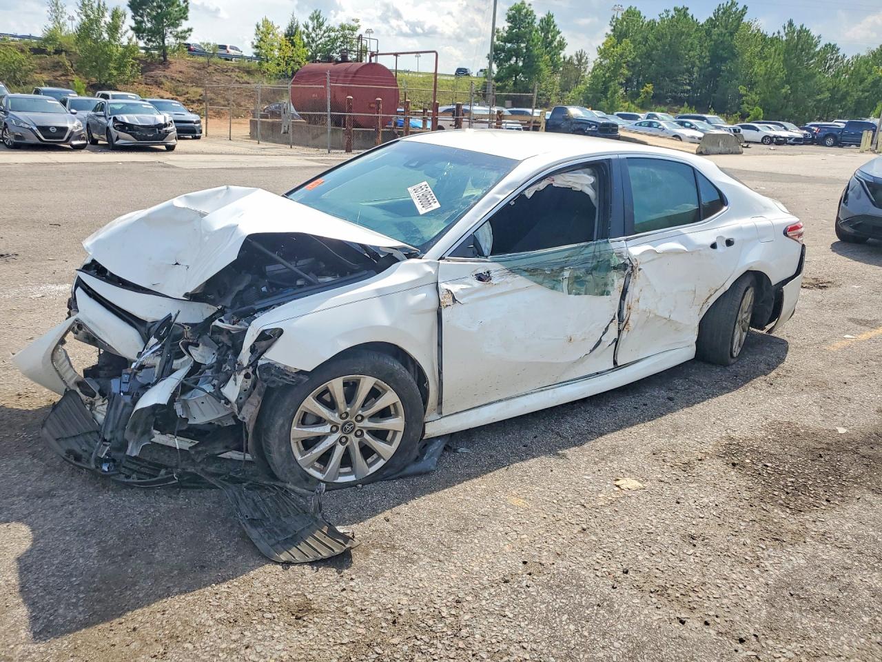 2018 TOYOTA CAMRY LE