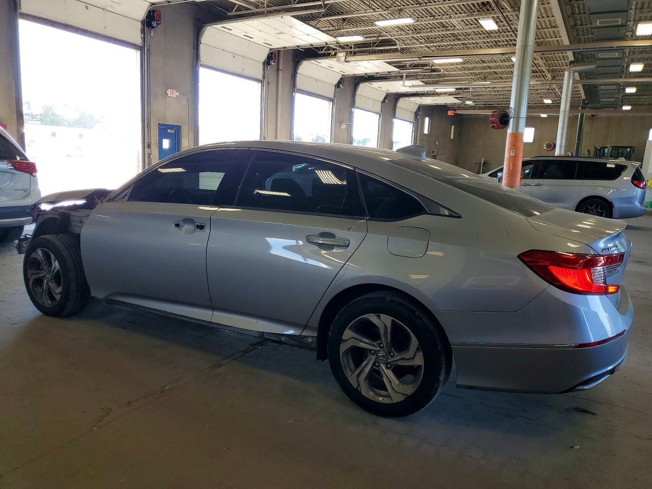 2018 HONDA ACCORD EXL — снимка 2