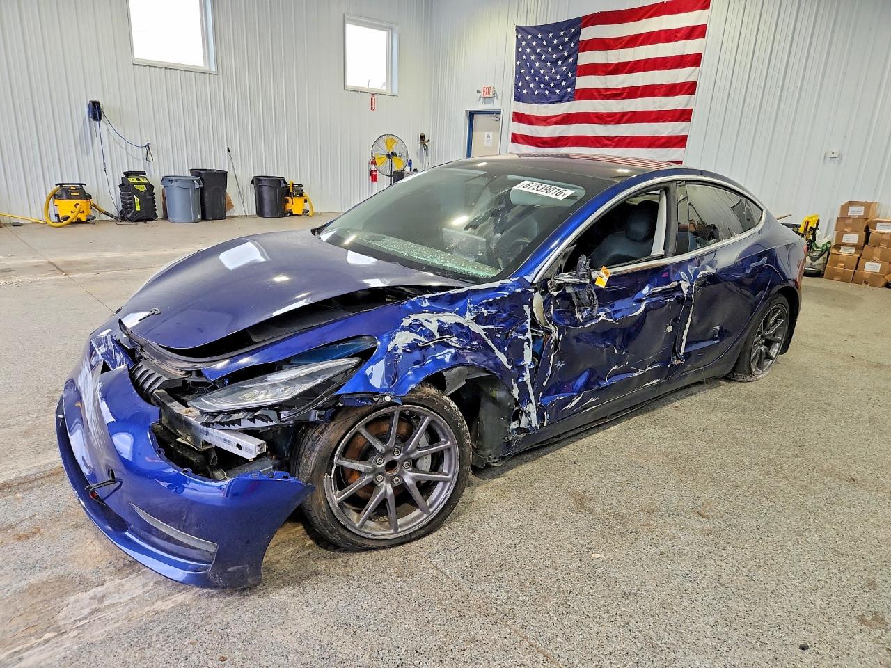 2018 TESLA MODEL 3
