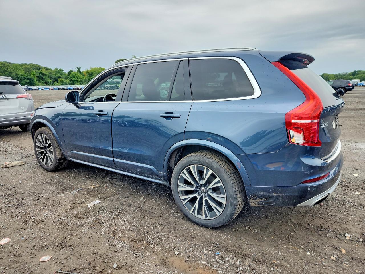 2020 VOLVO XC90 T5 MOMENTUM — снимка 2