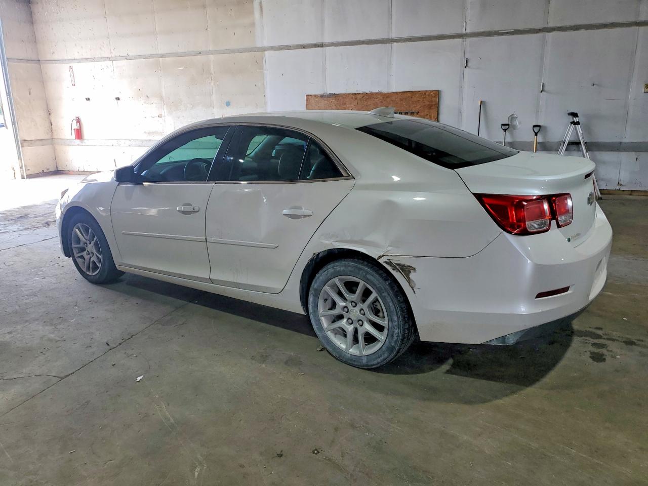 2015 CHEVROLET MALIBU 1LT — снимка 2
