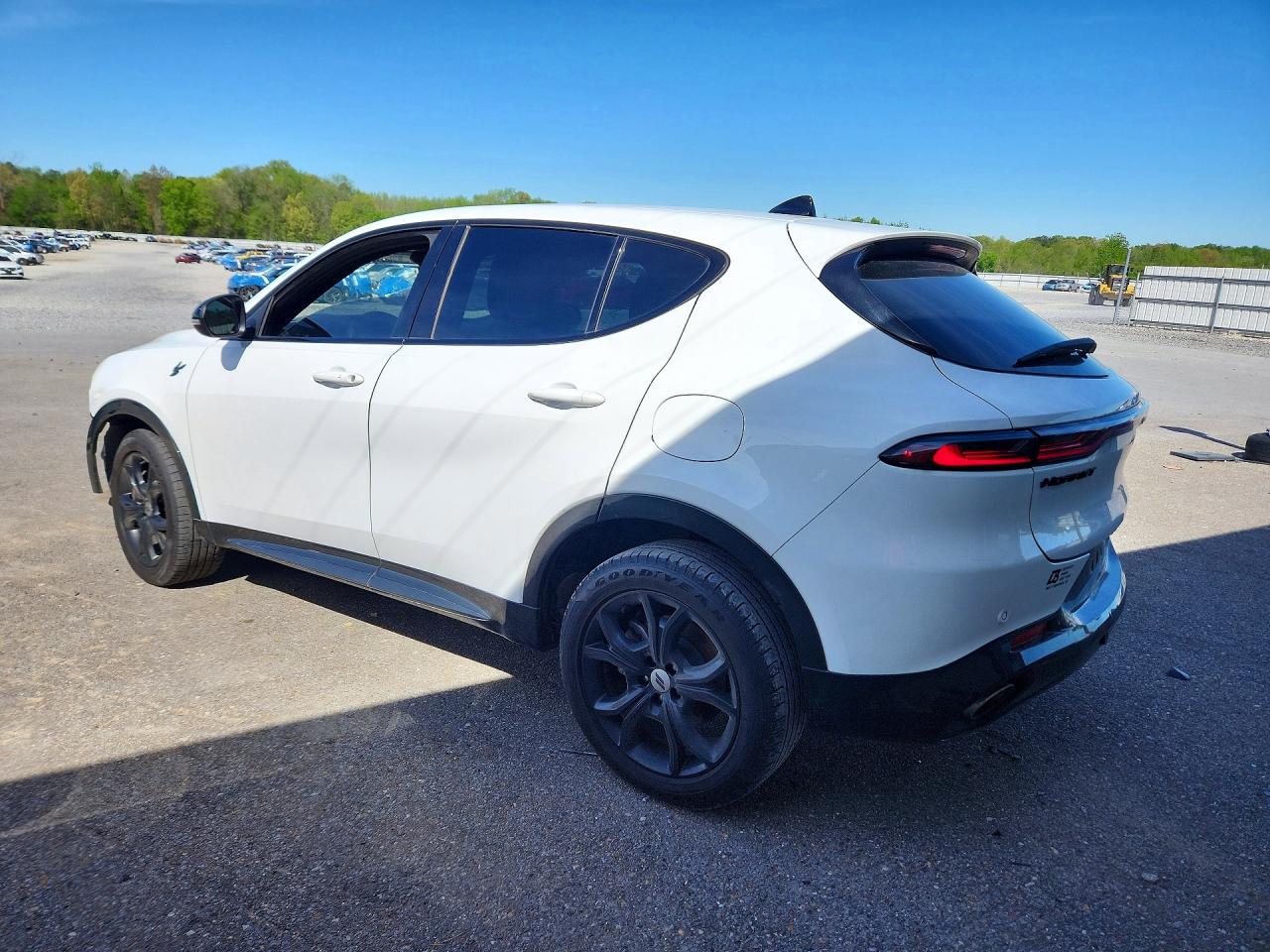 2024 DODGE HORNET R — снимка 2