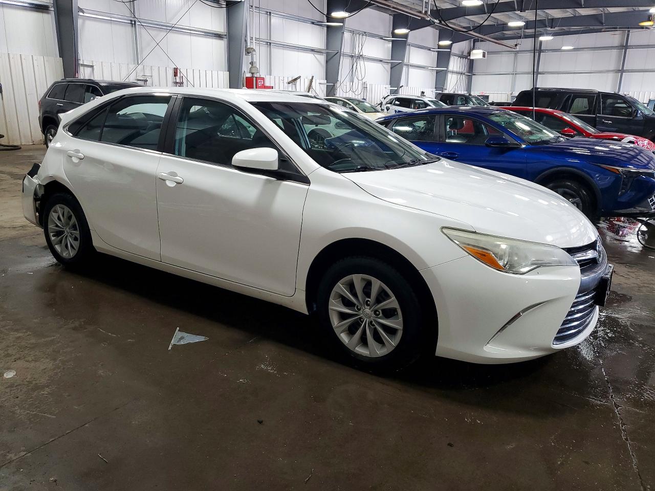 2016 TOYOTA CAMRY LE — снимка 4