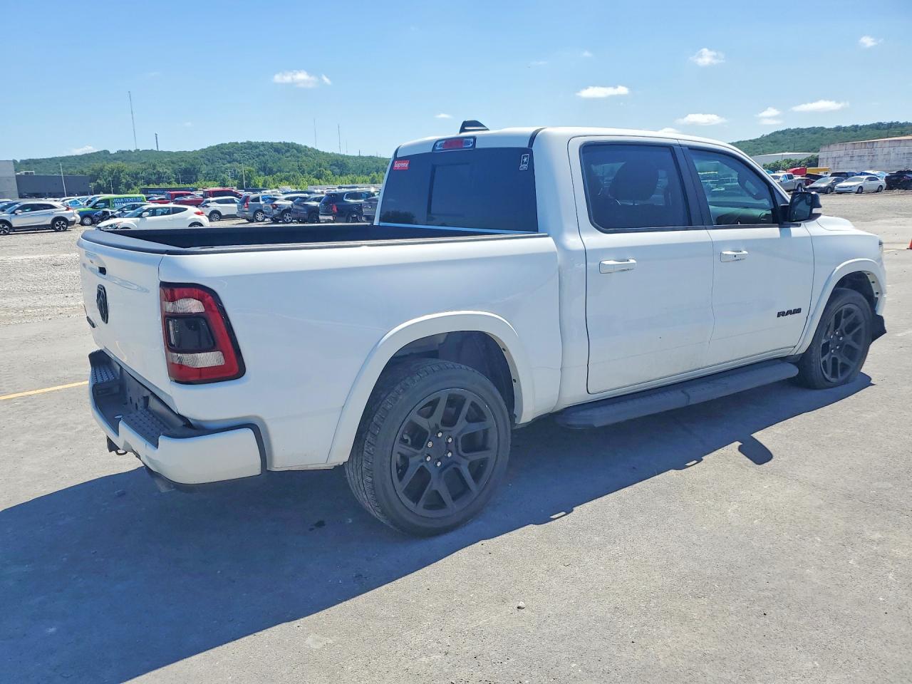 2021 RAM 1500 LARAMIE — снимка 3