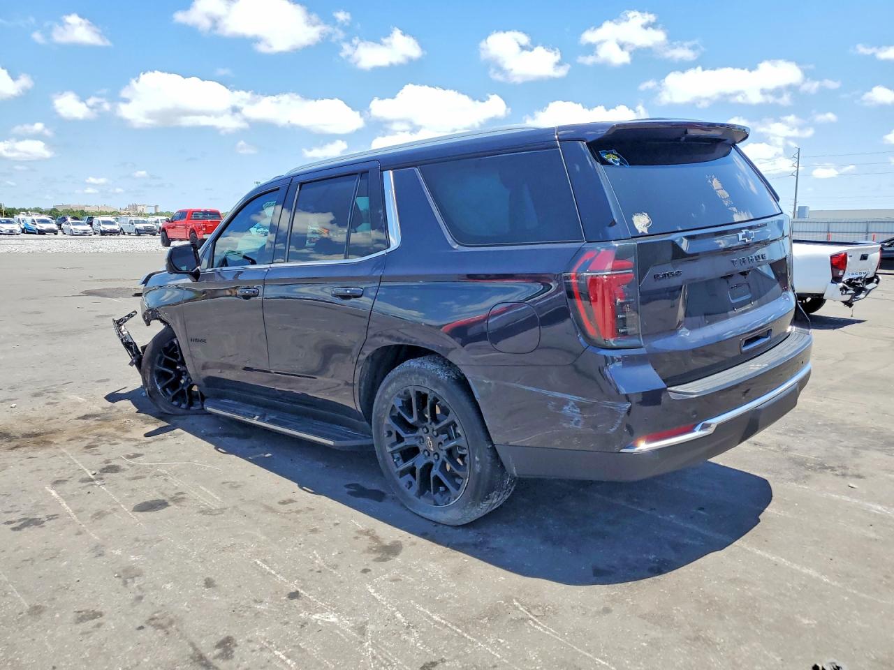 2025 CHEVROLET TAHOE C1500 LS — снимка 2