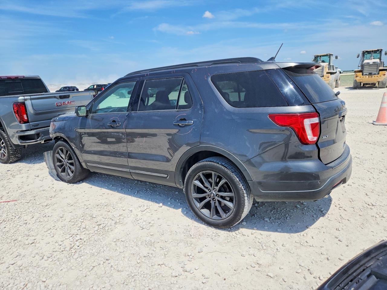 2018 FORD EXPLORER XLT — снимка 2