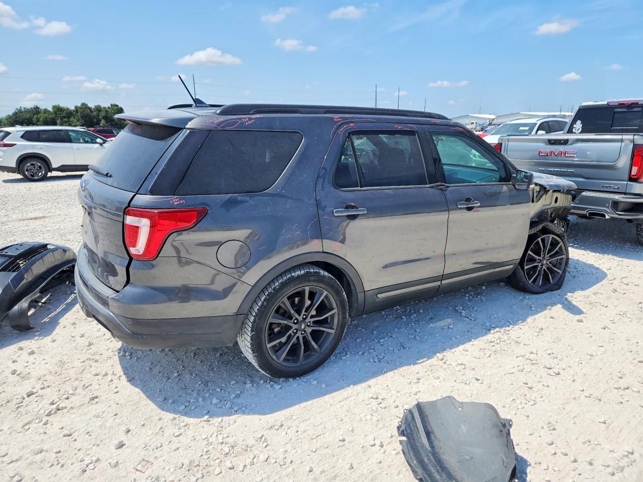 2018 FORD EXPLORER XLT — снимка 3