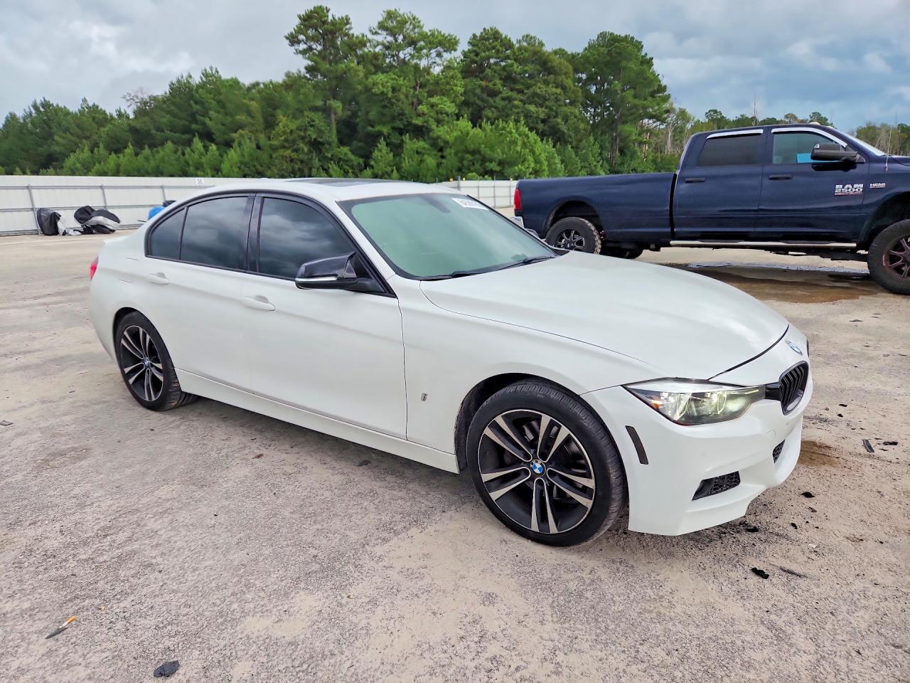 2018 BMW 330E — снимка 4