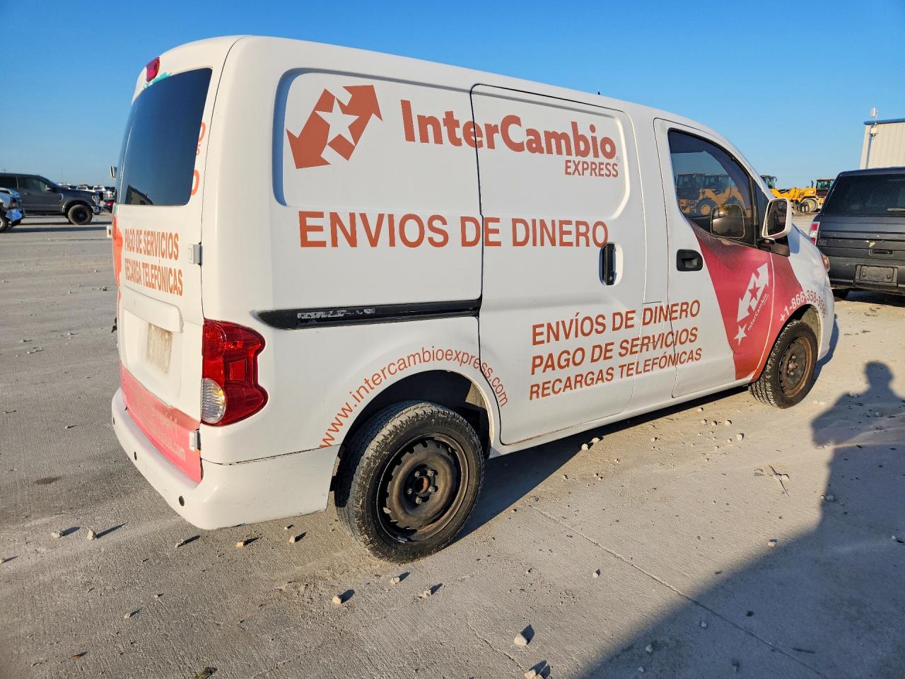 2017 NISSAN NV200 SV — снимка 3