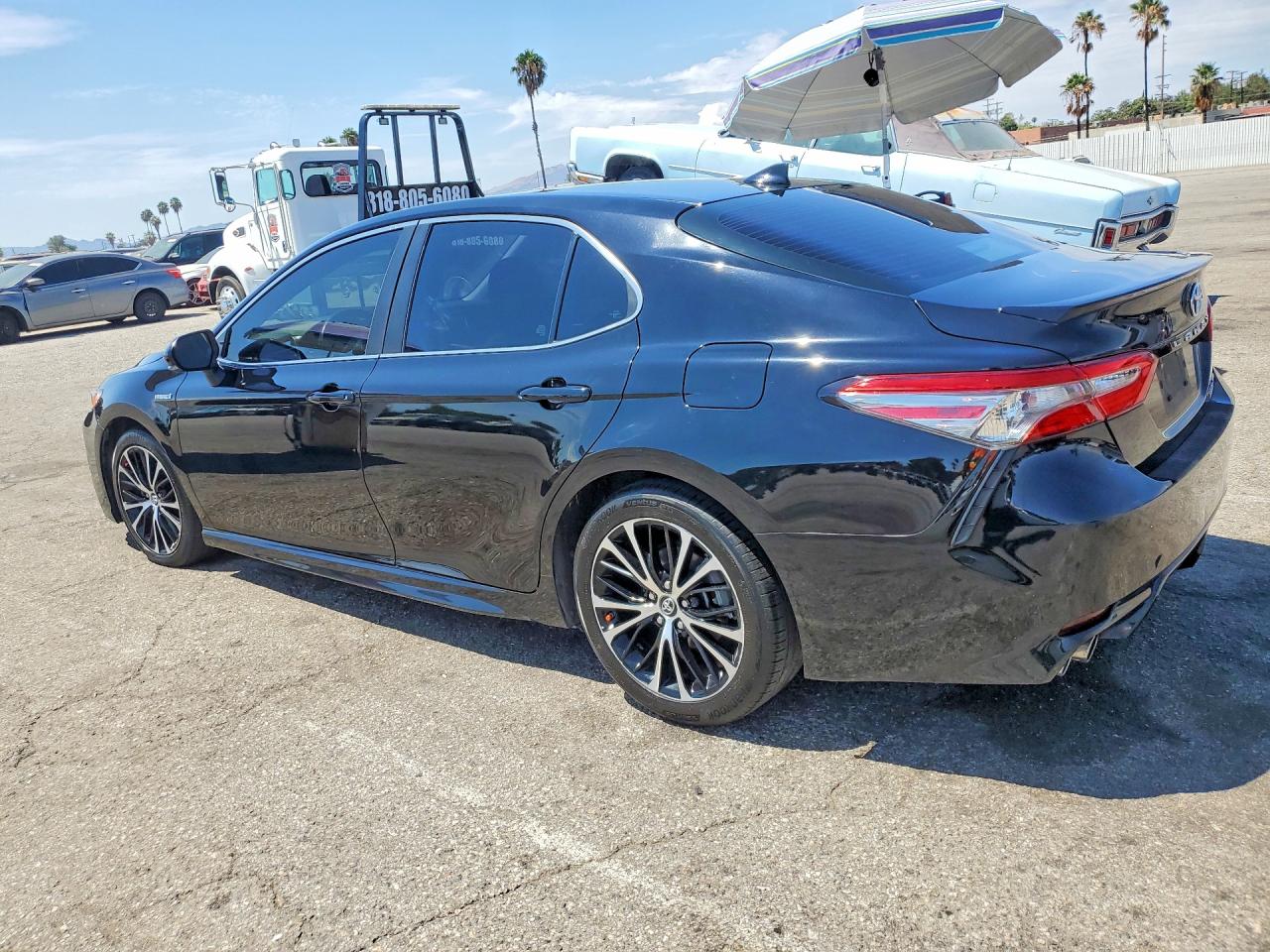 2019 TOYOTA CAMRY HYBRID SE — снимка 2