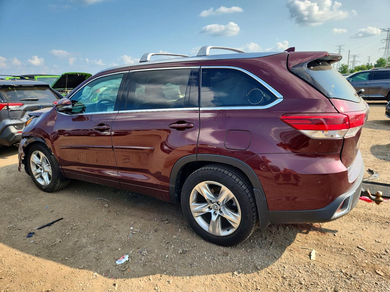 2018 TOYOTA HIGHLANDER LIMITED — снимка 2