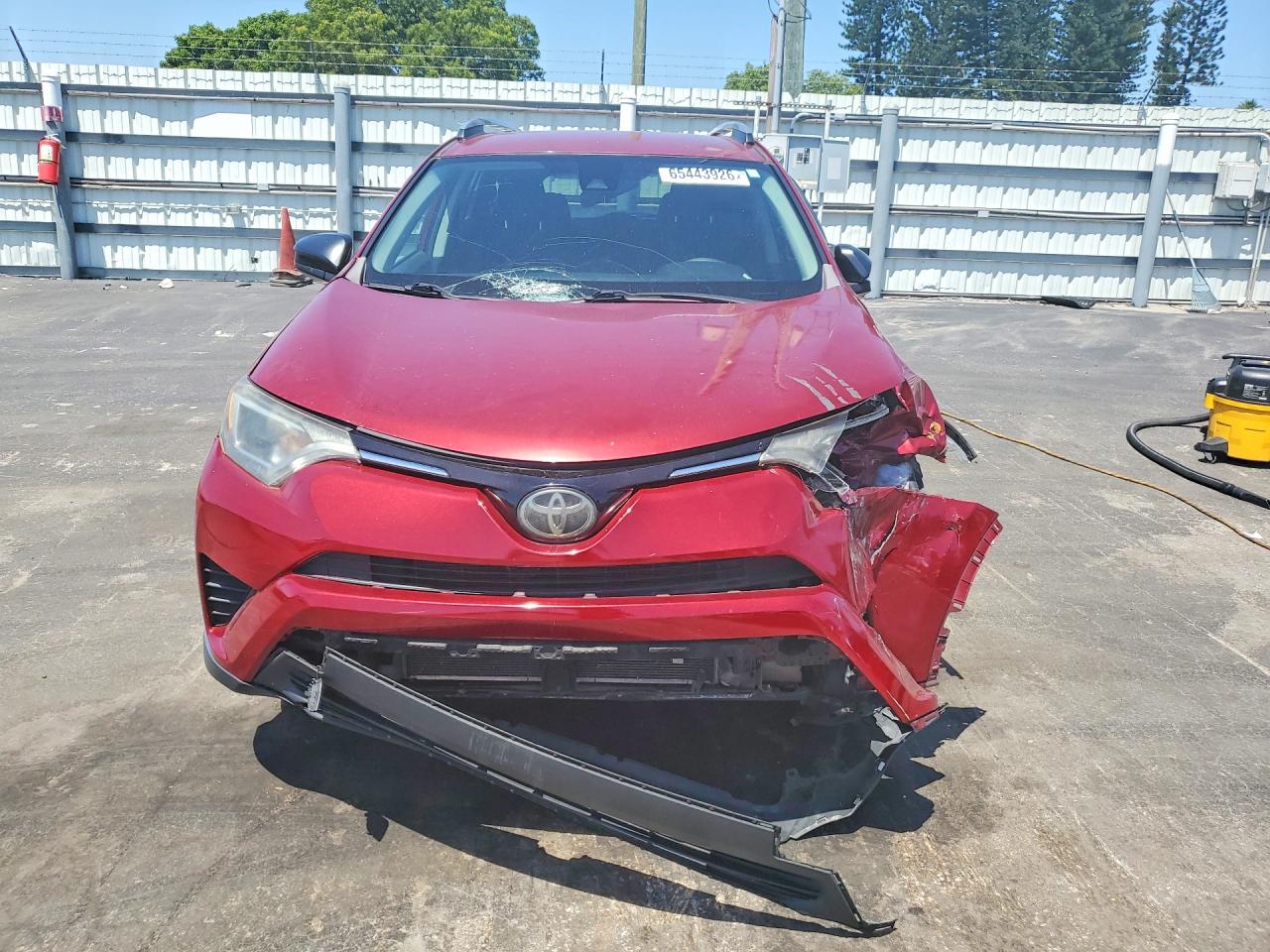 2018 TOYOTA RAV4 LE — снимка 5