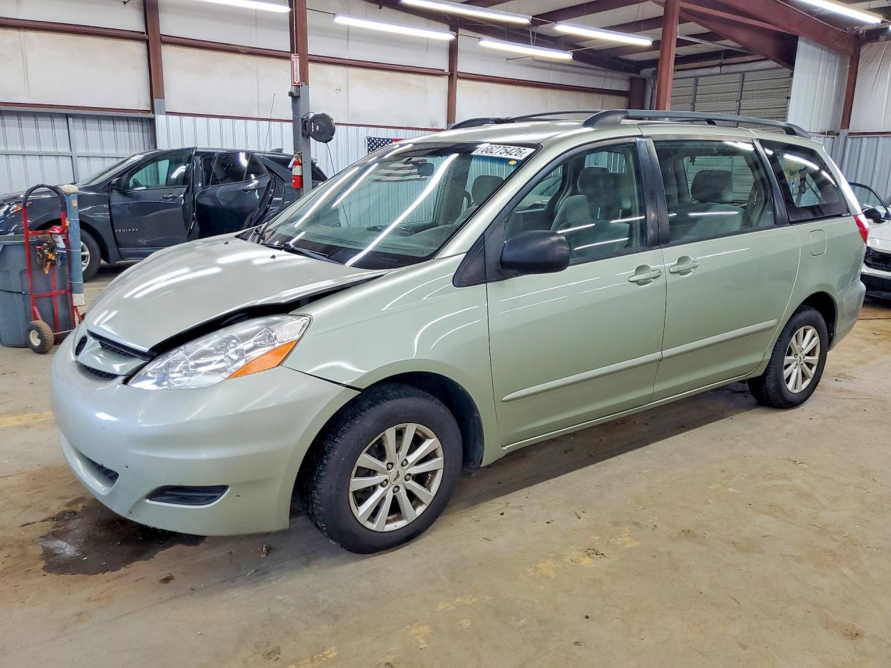2021 TOYOTA SIENNA CE 8 PASSENGER