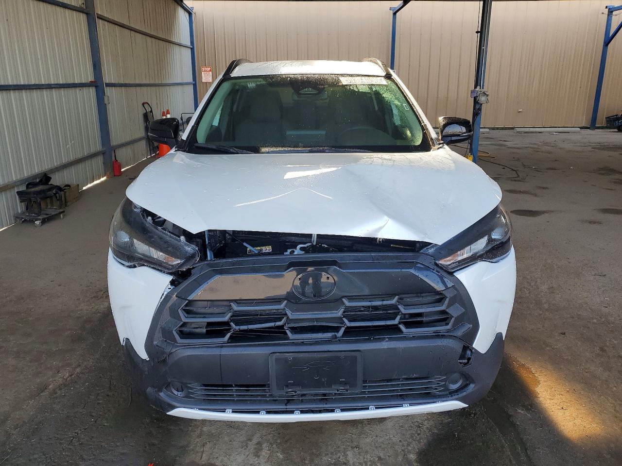 2026 TOYOTA COROLLA CROSS LE — снимка 5