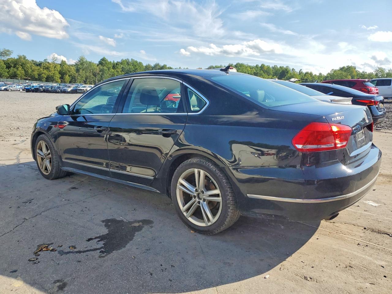 2015 VOLKSWAGEN PASSAT SE — снимка 2