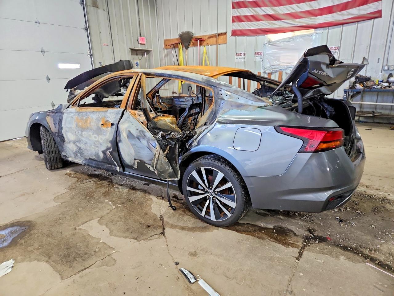 2021 NISSAN ALTIMA 2.5 PLATINUM — снимка 2