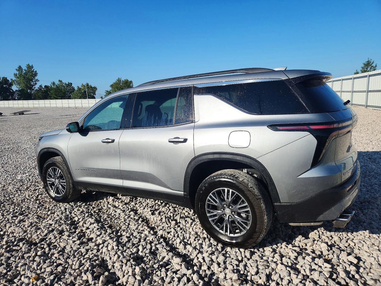 2026 CHEVROLET TRAVERSE LT — снимка 2
