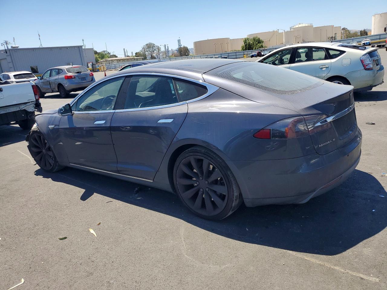 2016 TESLA MODEL S — снимка 2