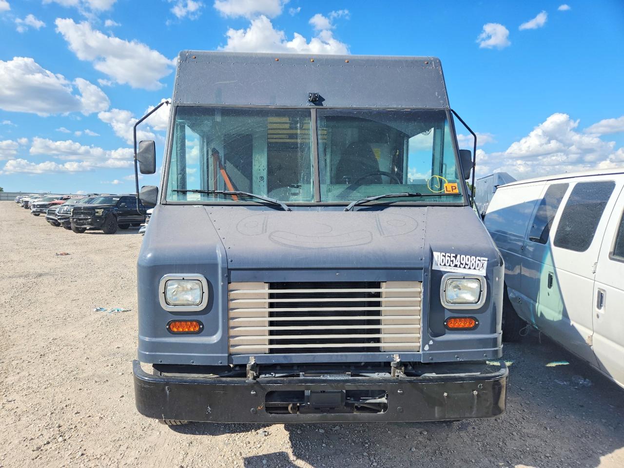 2021 FORD F59 — снимка 5