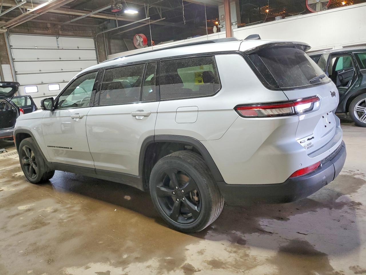 2021 JEEP GRAND CHEROKEE L LAREDO — снимка 2