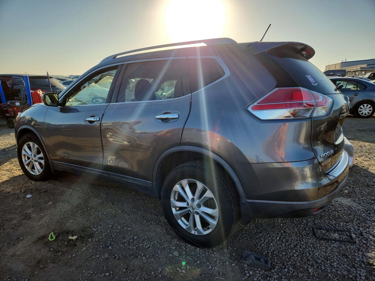 2016 NISSAN ROGUE SV — снимка 2