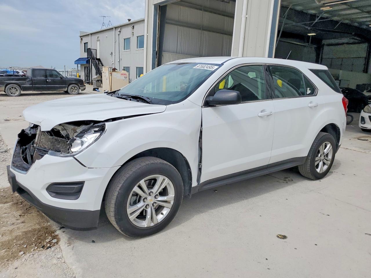 2017 CHEVROLET EQUINOX LS