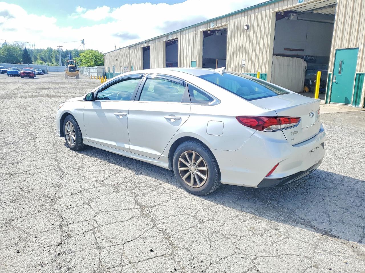 2019 HYUNDAI SONATA SE — снимка 2
