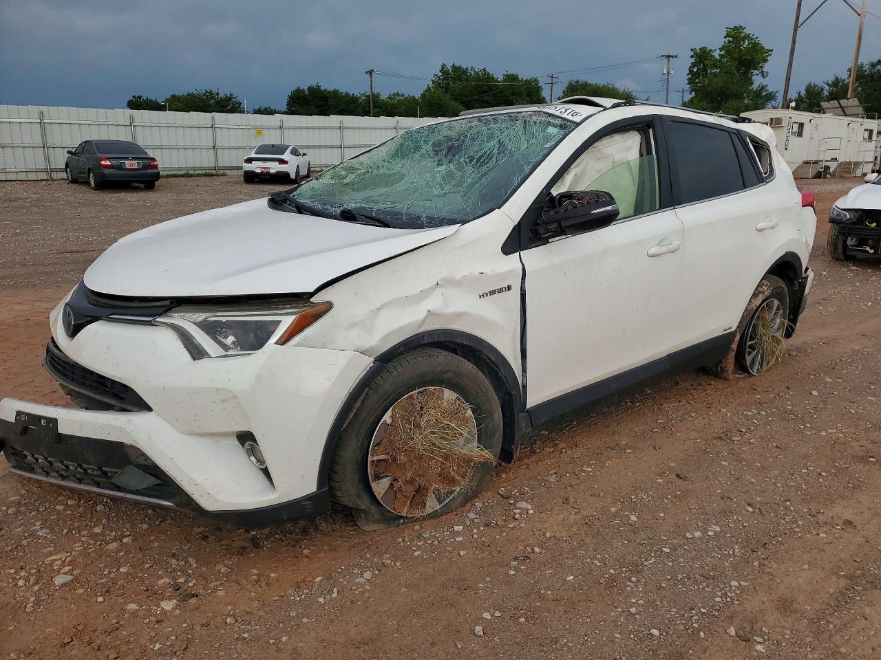 2017 TOYOTA RAV4 HYBRID XLE
