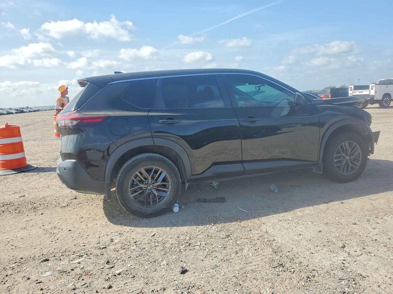 2021 NISSAN ROGUE S — снимка 3