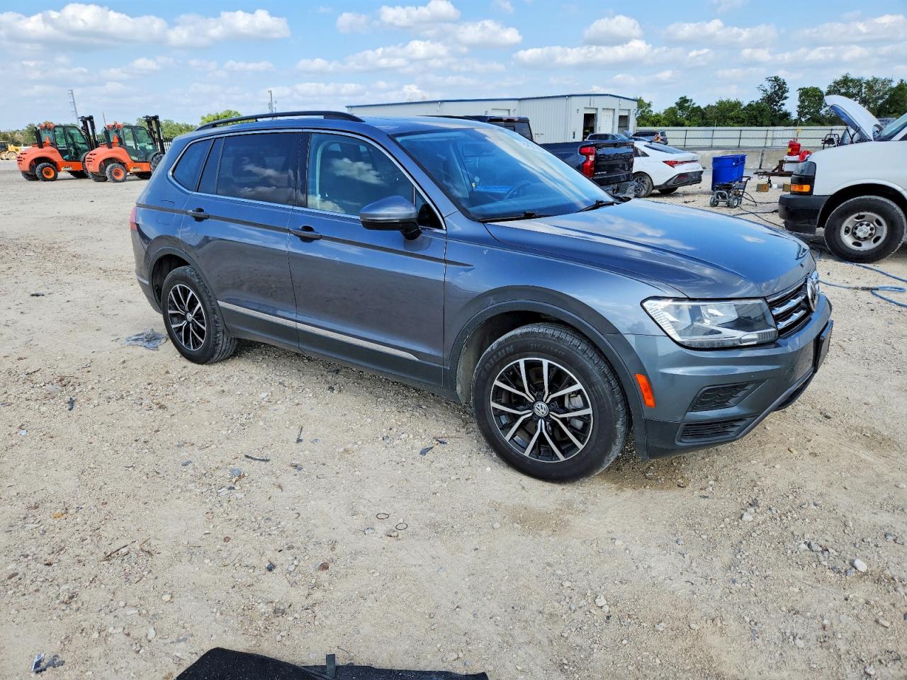 2021 VOLKSWAGEN TIGUAN SE — снимка 4