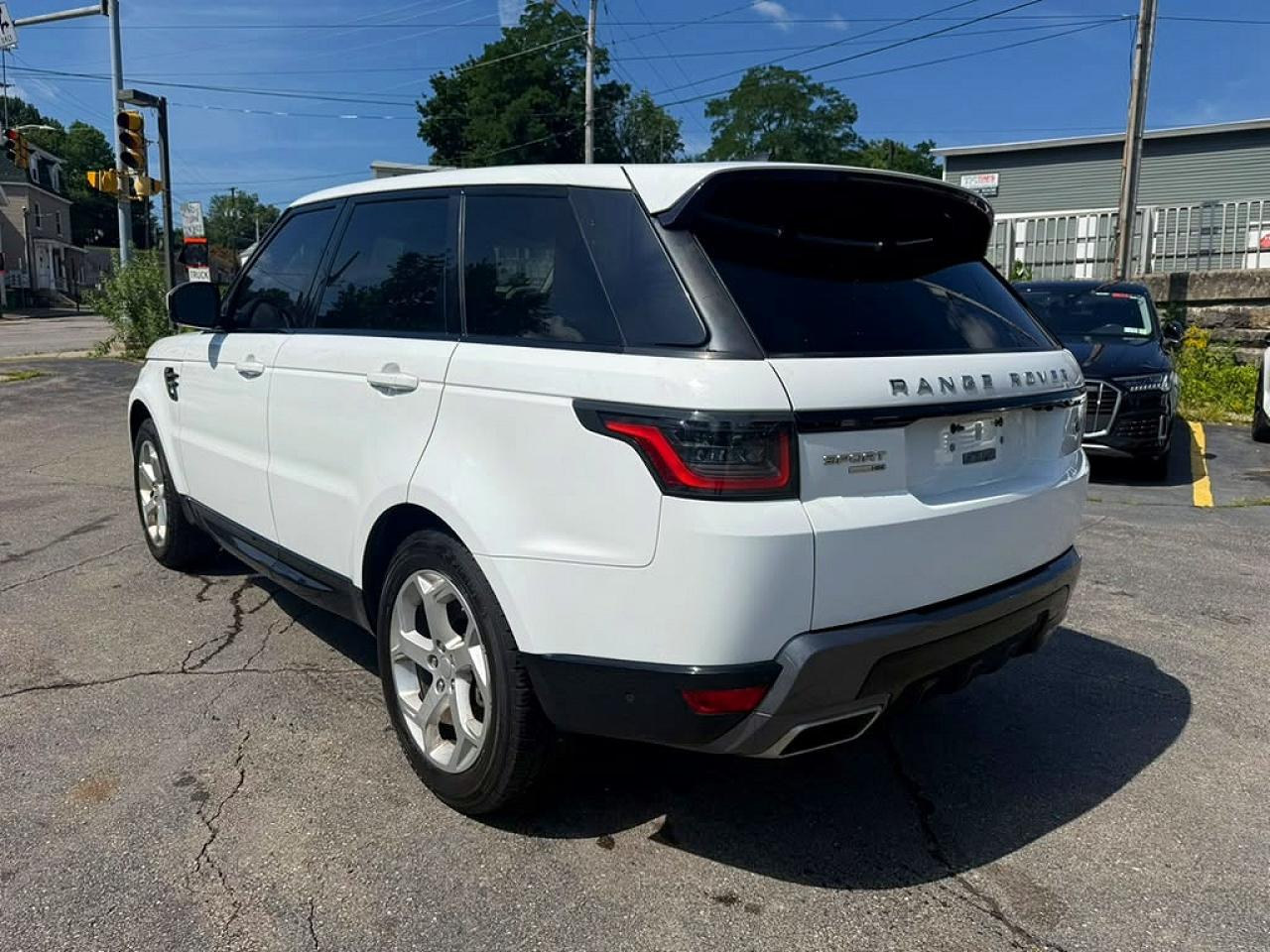 2018 LAND ROVER RANGE ROVER SPORT HSE — снимка 2