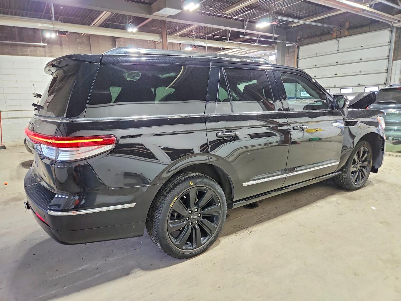 2023 LINCOLN NAVIGATOR RESERVE — снимка 3