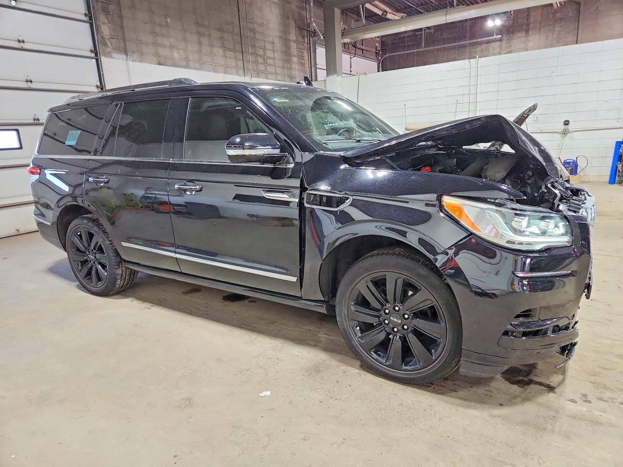 2023 LINCOLN NAVIGATOR RESERVE — снимка 4