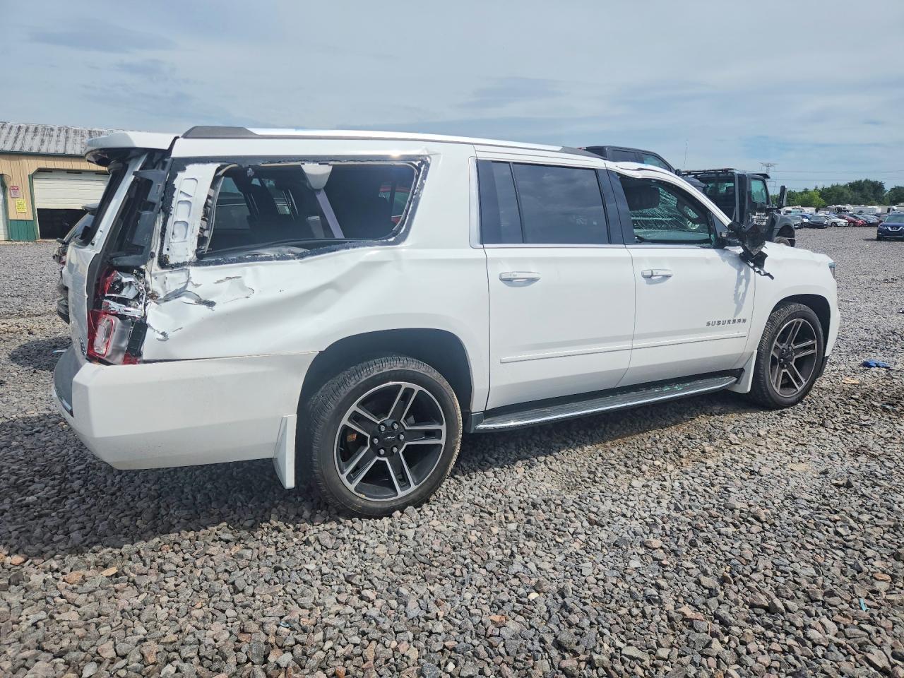 2017 CHEVROLET SUBURBAN K1500 PREMIER — снимка 3