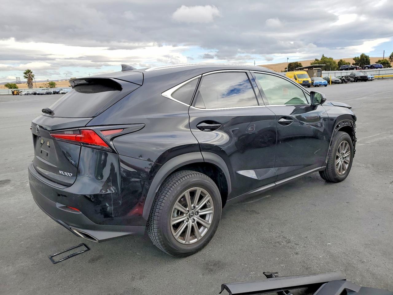 2020 LEXUS NX 300 — снимка 3