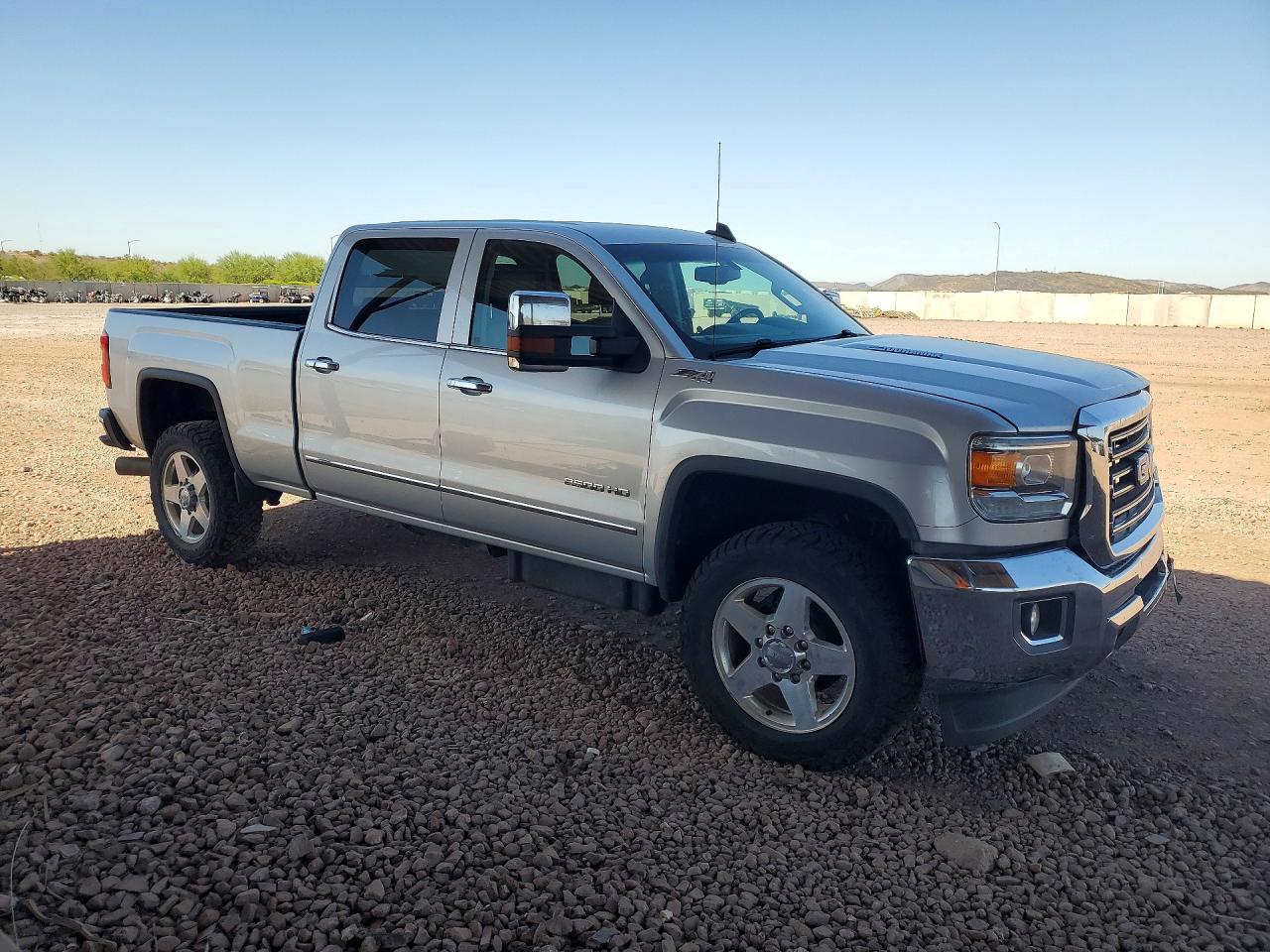 2015 GMC SIERRA K2500 SLT — снимка 4