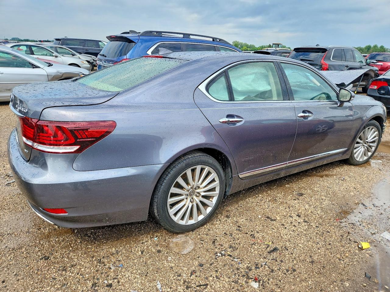 2015 LEXUS LS 460 — снимка 3