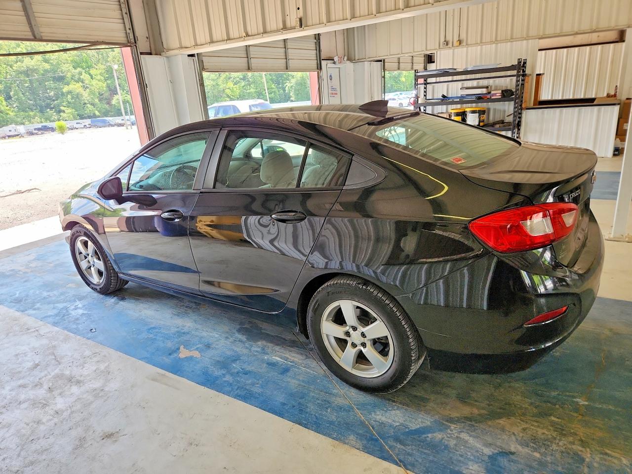 2017 CHEVROLET CRUZE LS — снимка 2