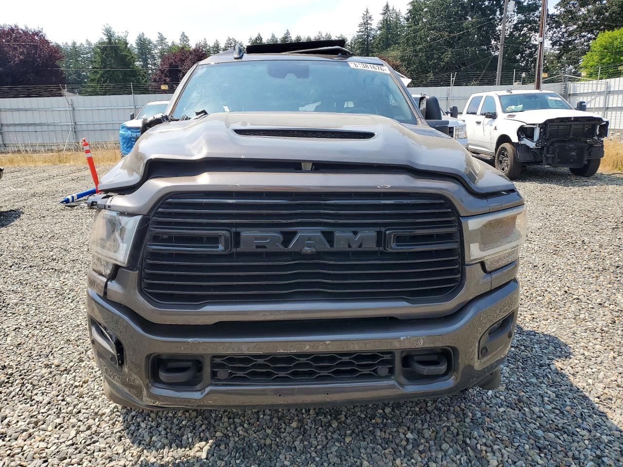 2024 RAM 3500 LARAMIE — снимка 5