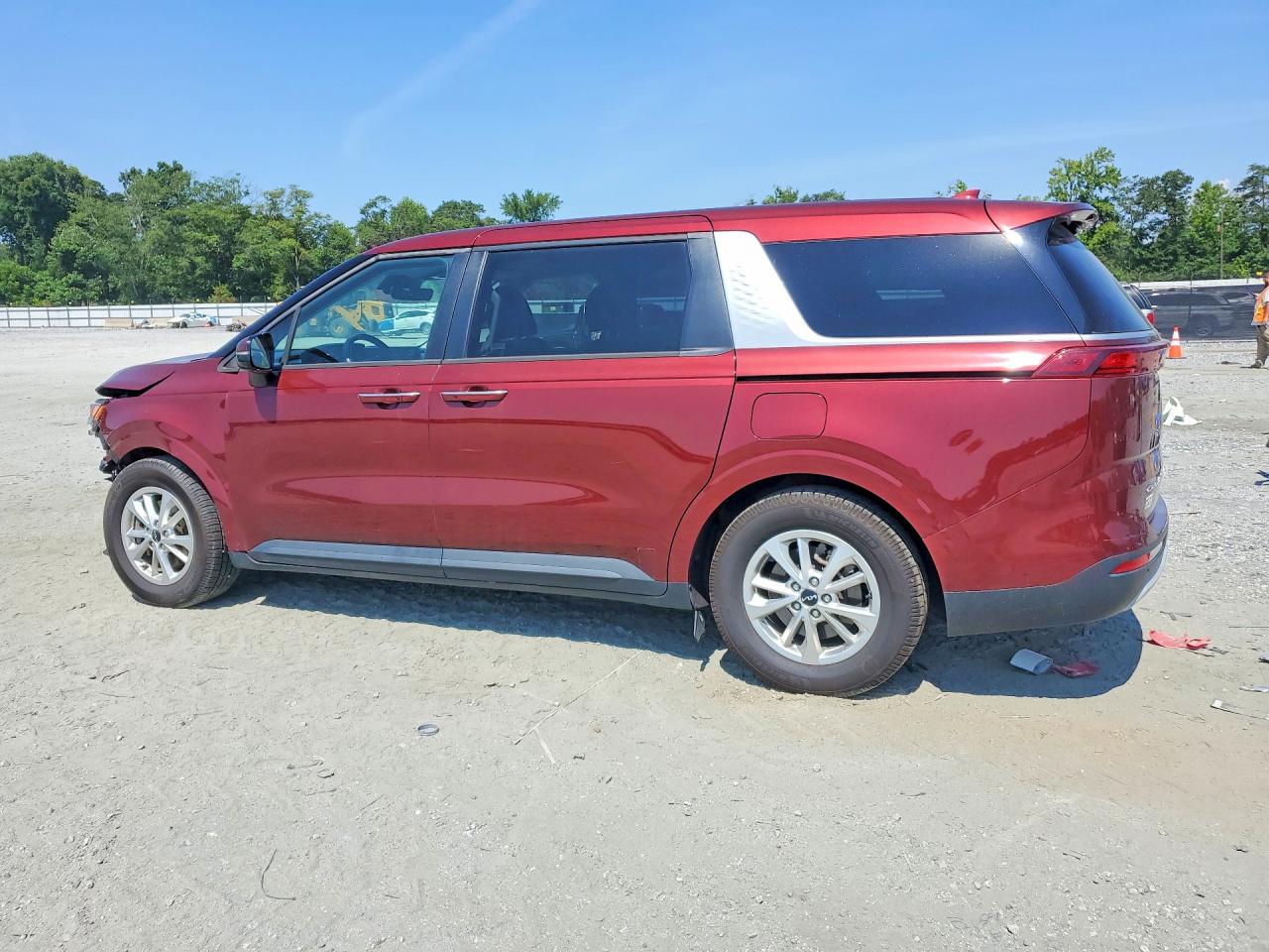 2022 KIA CARNIVAL LX — снимка 2