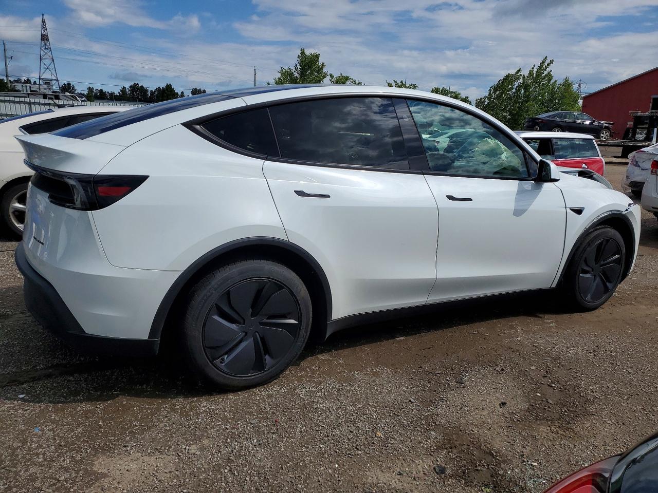 2026 TESLA MODEL Y — снимка 3