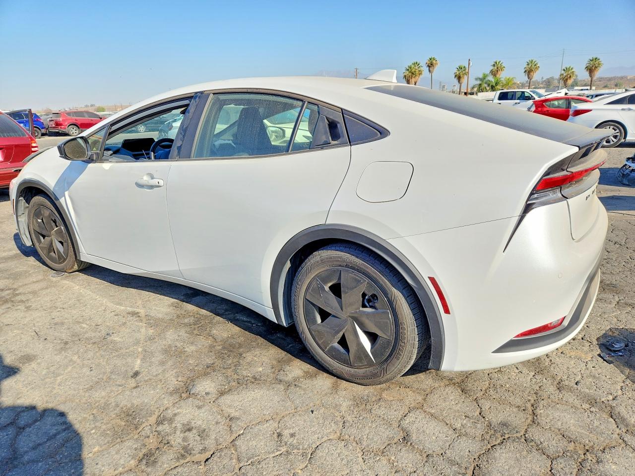 2024 TOYOTA PRIUS LE — снимка 2