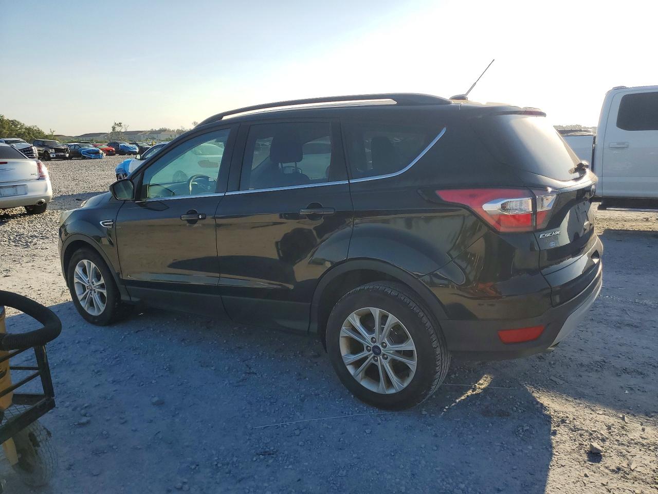 2017 FORD ESCAPE SE — снимка 2