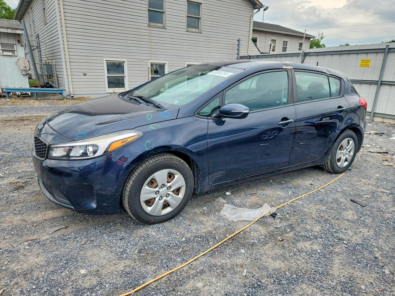 2017 KIA FORTE5 LX