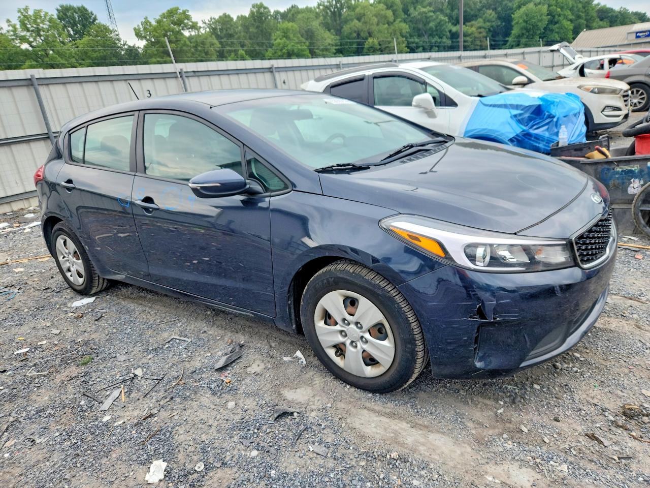 2017 KIA FORTE5 LX — снимка 4